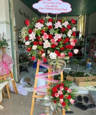Tràng hoa tươi MS12