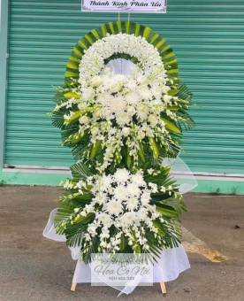 Tràng hoa tươi MS17